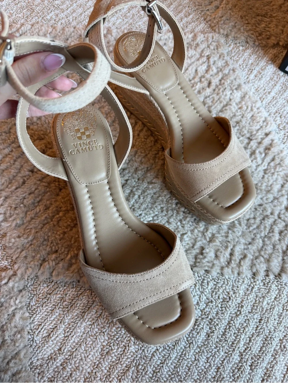 Vince Camuto Beige/Tan Espadrille Wedge Sandals Ankle Strap BRAND NEW NEVER WORN